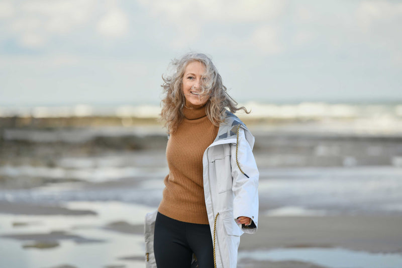 How to Reduce Perimenopause and Menopause Bloating: Tips and Natural Remedies